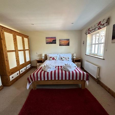 Rockhopper Cottage, Waldringfield วูดบริดจ์ ภายนอก รูปภาพ
