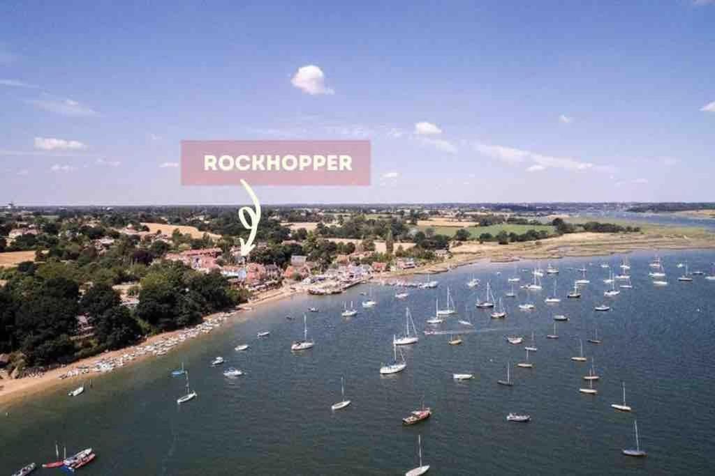 Rockhopper Cottage, Waldringfield วูดบริดจ์ ภายนอก รูปภาพ